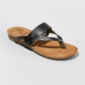 BRAND NEW! Women's Mad Love Regina Flip Flop
